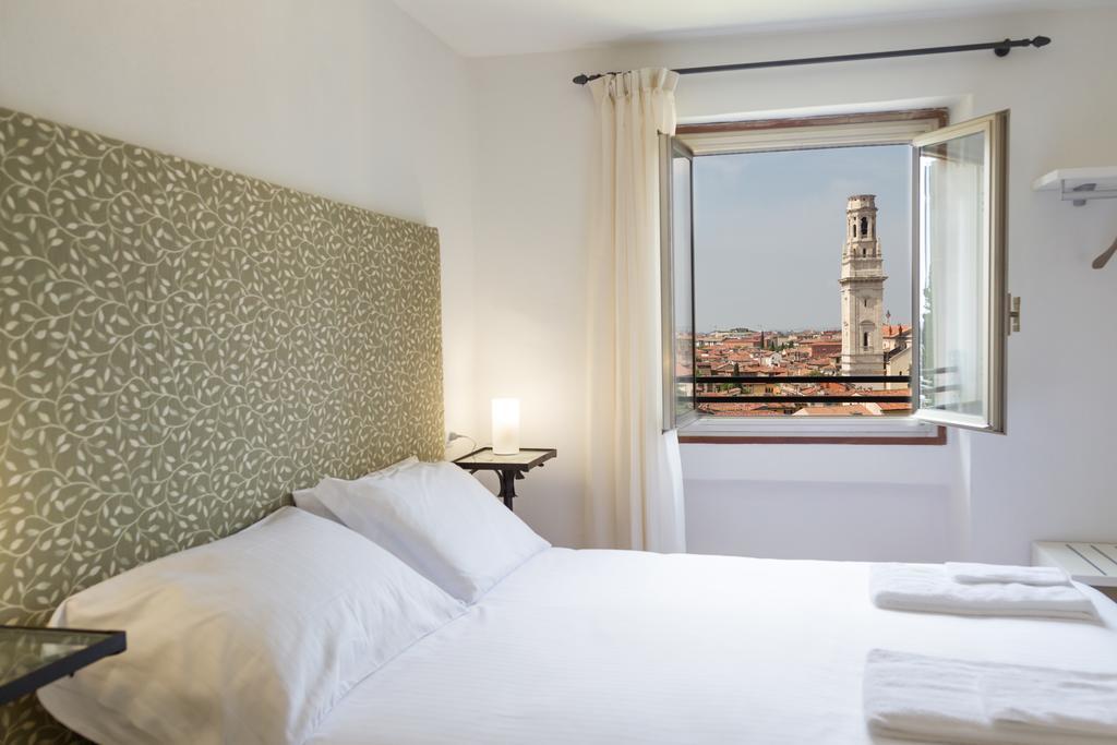 Casa Corvina Apartment